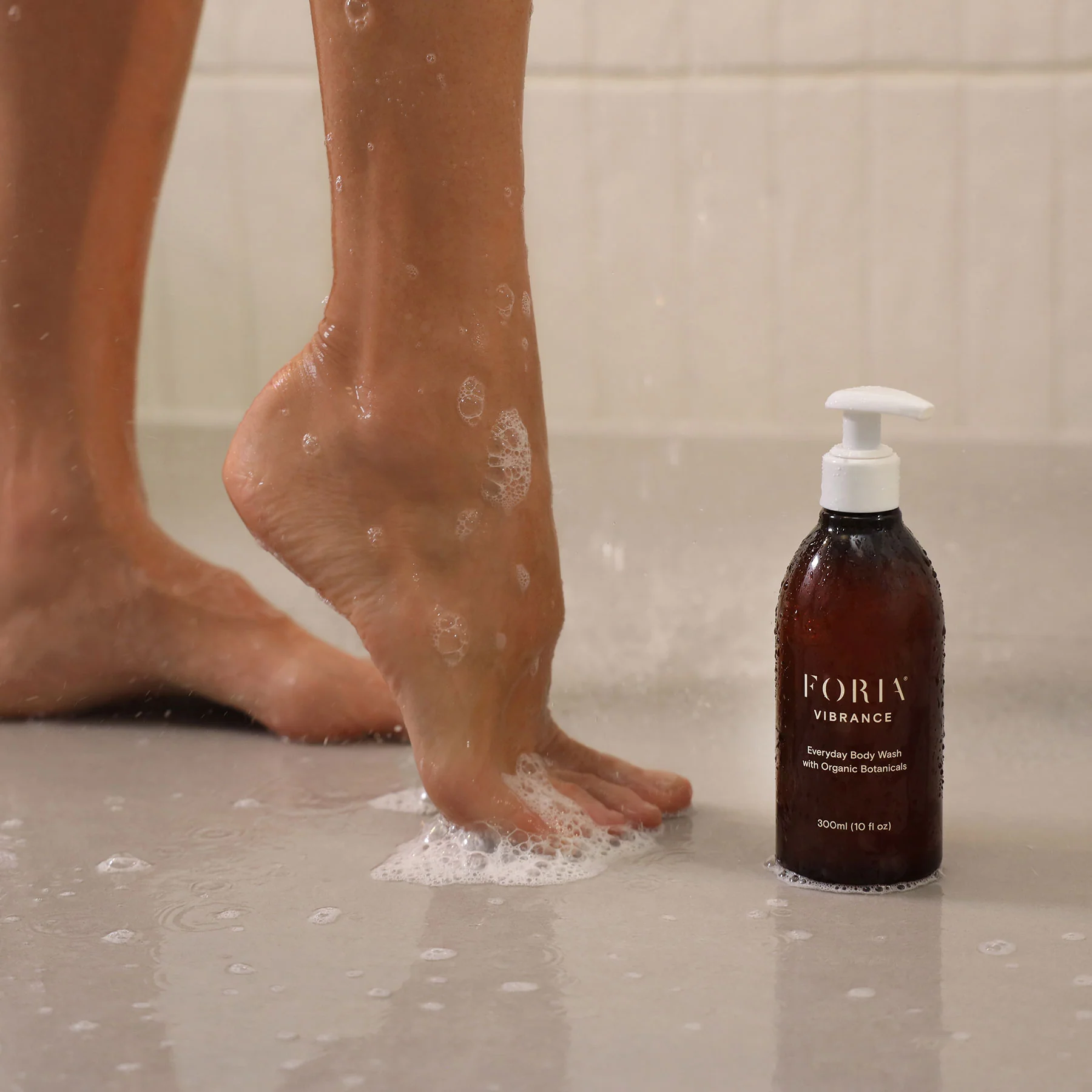 Foria Vibrance Everyday Body Wash with Organic Botanicals 10 fl oz - Image 11