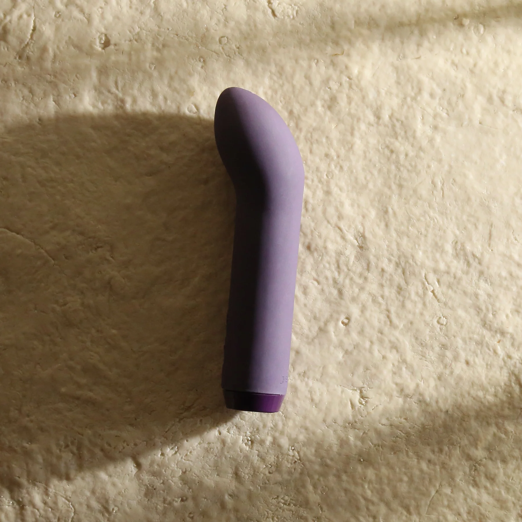 Je Joue G-Spot Bullet Waterproof Rechargeable Silicone Mini Vibrator - Image 16
