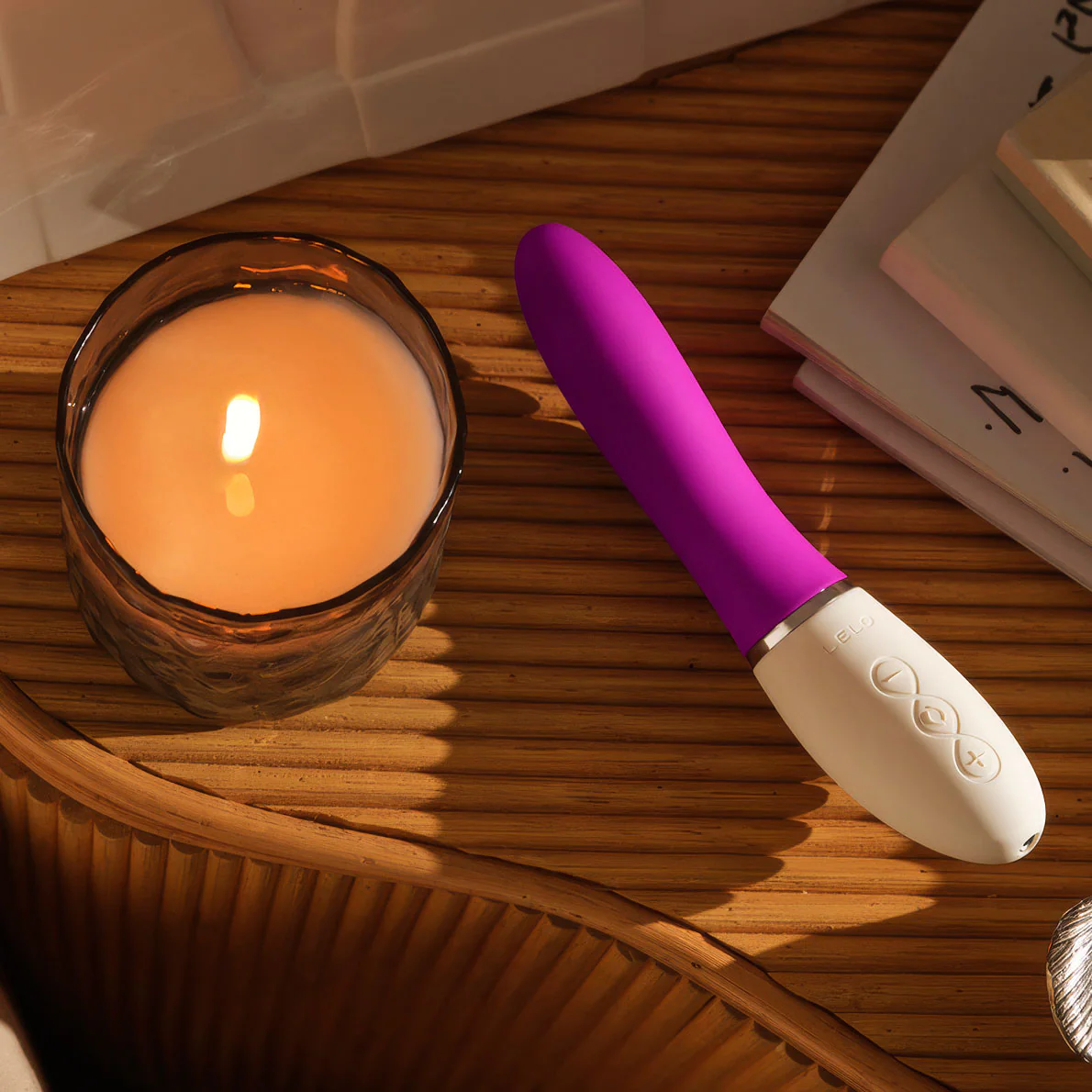 LELO LIV™ 3 App-Controlled Silicone G-Spot Vibrator - Image 2