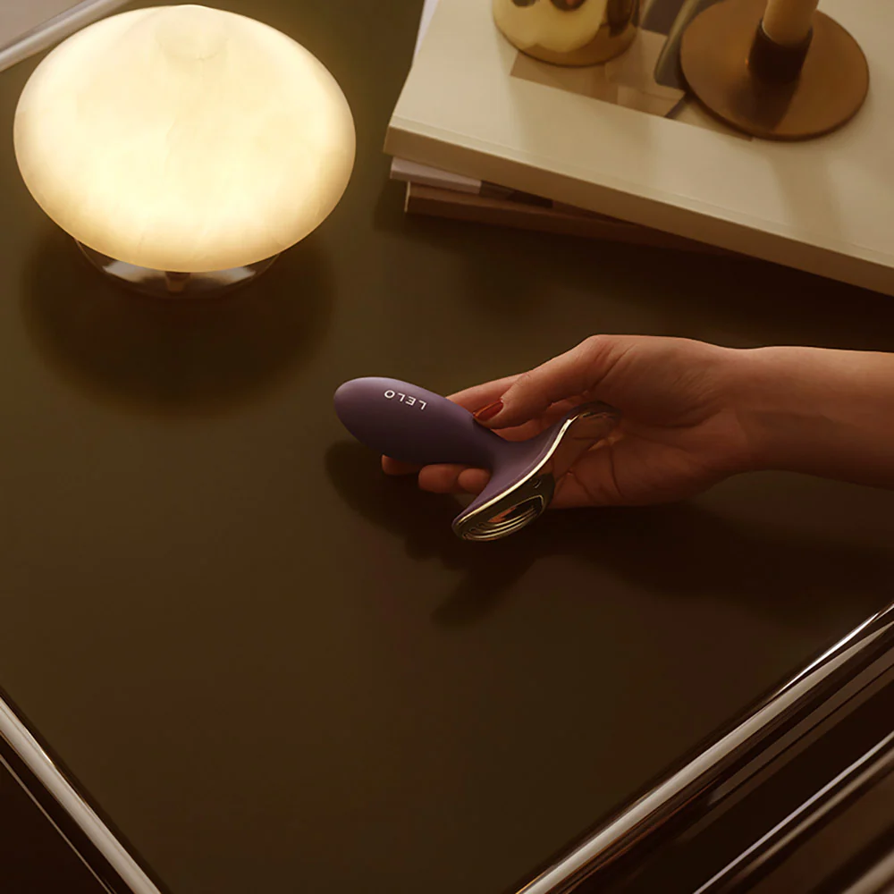 LELO SURFER™ 2 Premium App-Connected Unisex Vibrating Anal Plug - Image 15