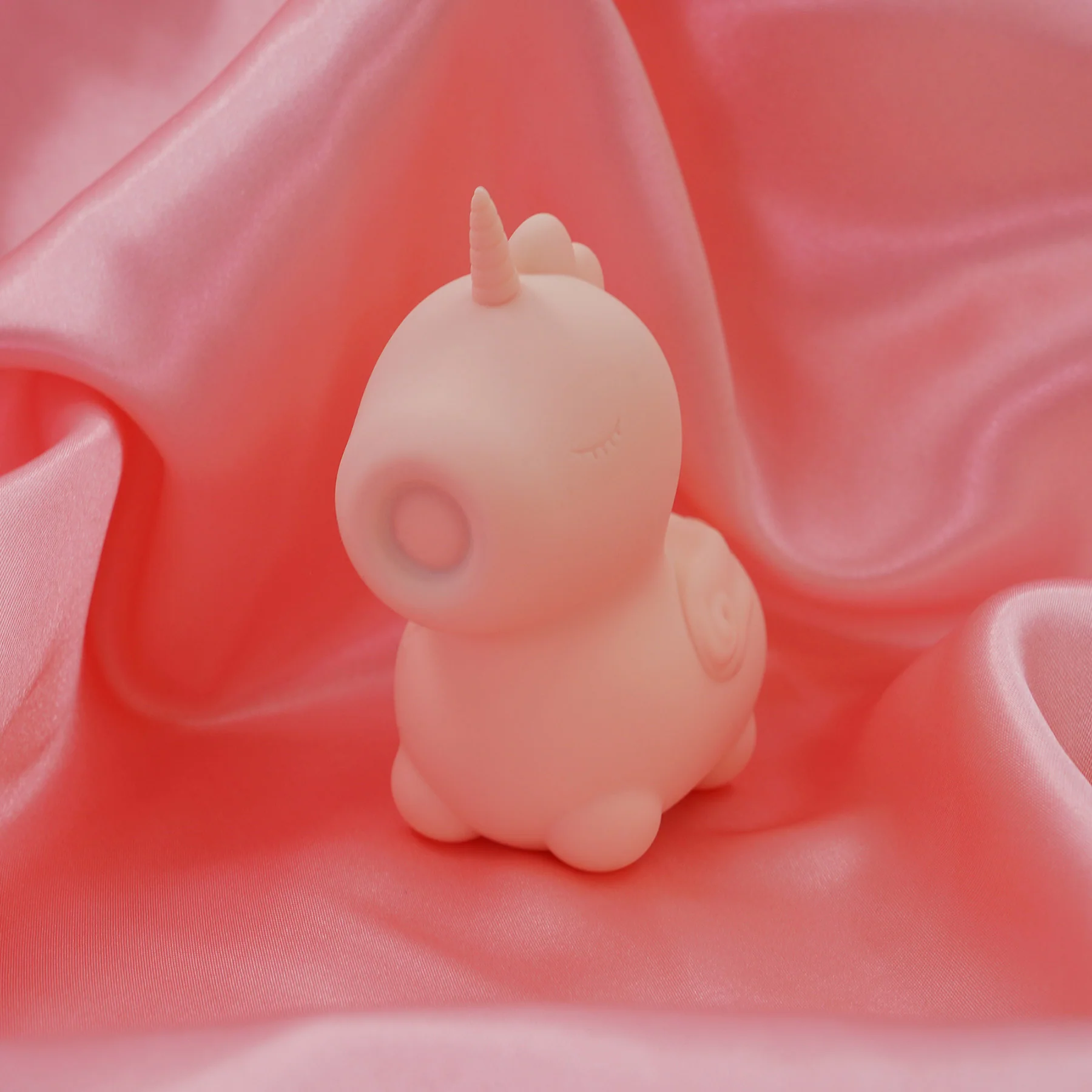 Unihorn Heart Throb Pulsing Silicone Clitoral Vibrator - Pink - Image 6